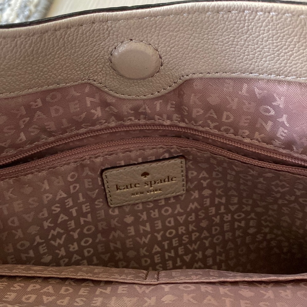 Like new Kate Spade pocketbook - Picture 4 of 15